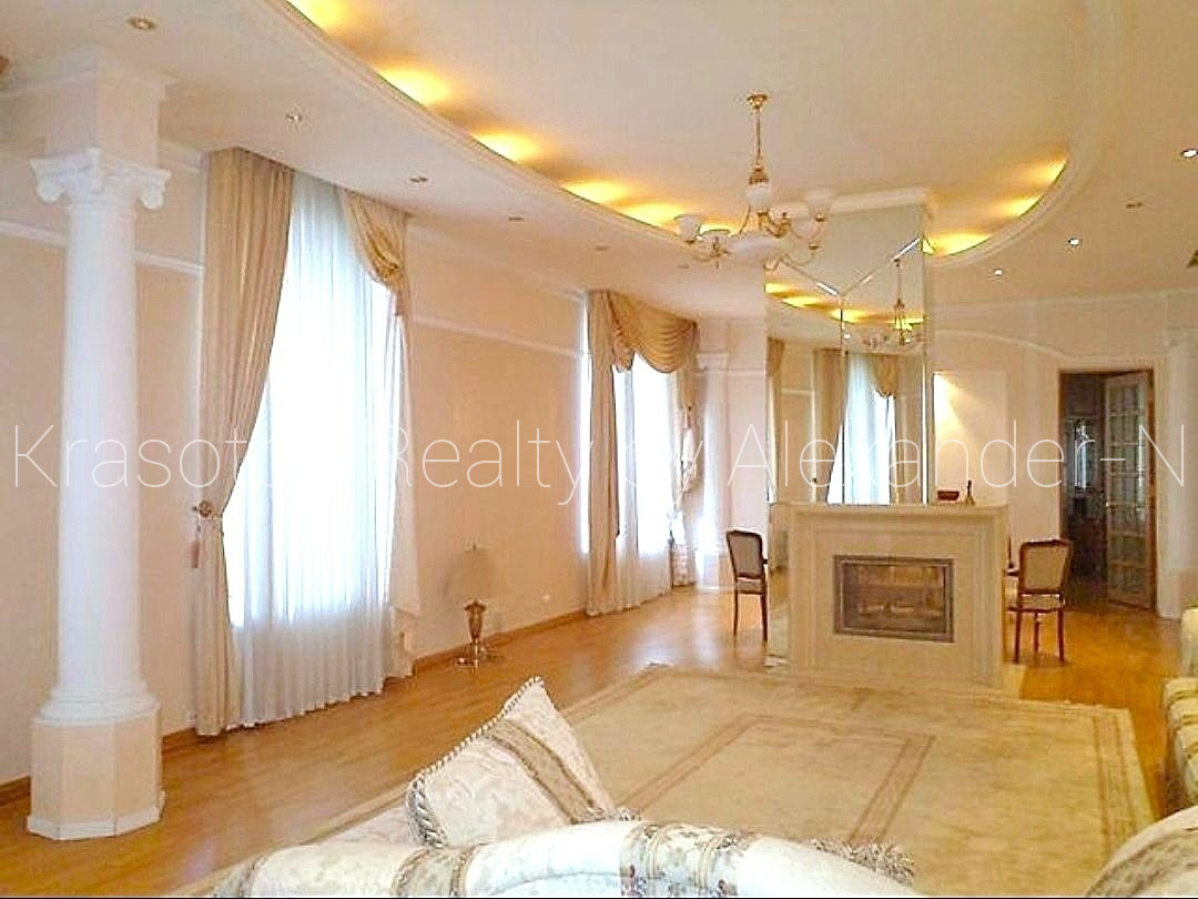 продажа многокомнатной квартиры номер A-173098 в Приморском районе, фото номер 33